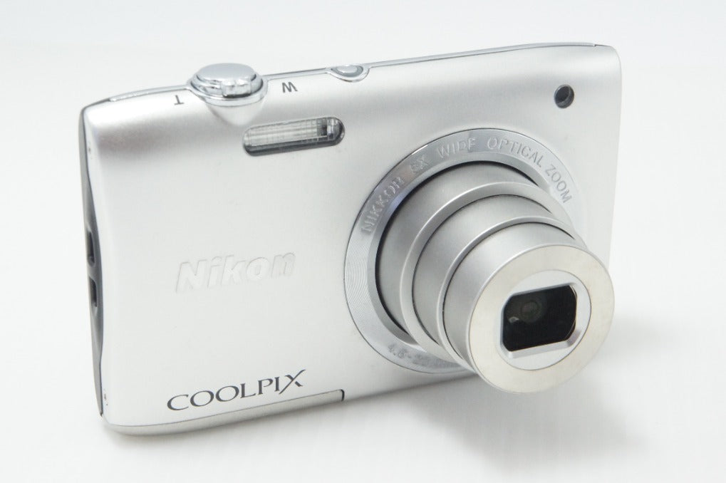 Nikon ニコン COOLPIX S2900 コンパクトデジタルカメラ シルバー 260708id