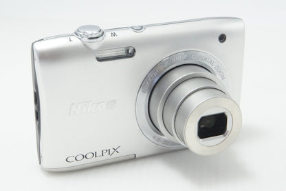 Nikon ニコン COOLPIX S2900 コンパクトデジタルカメラ シルバー 260708id