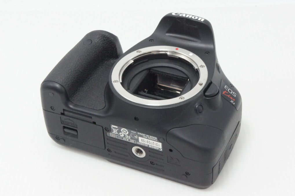 美品 Canon キヤノン EOS Kiss X4 ボディ + EF-S 18-55mm IS レンズキット デジタル一眼レフカメラ 260708r