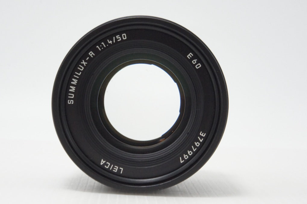 美品 LEICA ライカ SUMMILUX-R 50mm F1.4 ROM E60 Rマウント 単焦点レンズ フィルター 元箱付 260708z