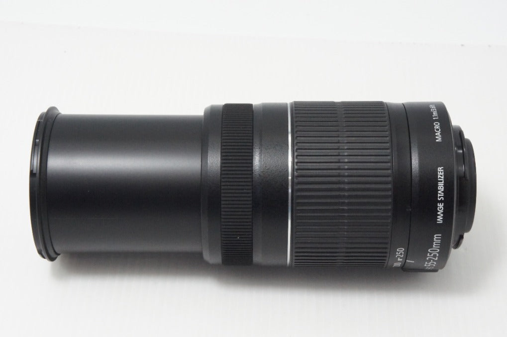 美品 Canon キヤノン EF-S 55-250mm F4-5.6 IS II ズームレンズ APS-C キット用白箱付 260710o