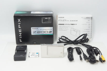 FUJIFILM フジフィルム FinePix Z200fd コンパクトデジタルカメラ シルバー 元箱付 260710p