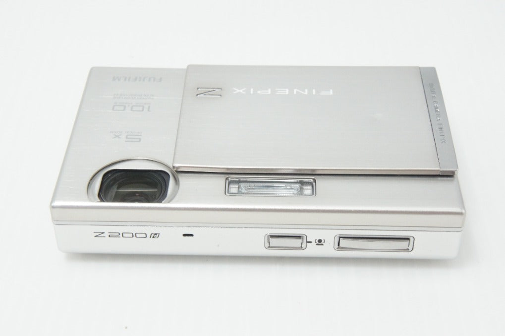 FUJIFILM フジフィルム FinePix Z200fd コンパクトデジタルカメラ シルバー 元箱付 260710p