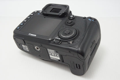 良品 Canon キヤノン EOS 7D ボディ デジタル一眼レフカメラ 260710u