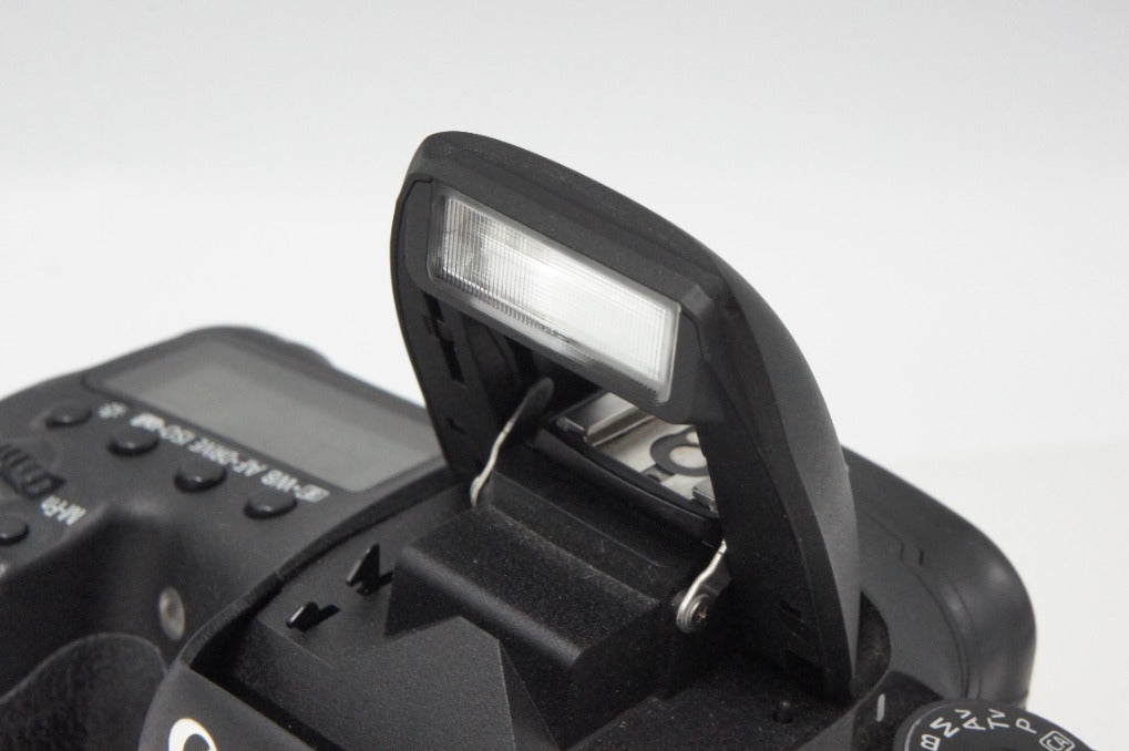 良品 Canon キヤノン EOS 7D ボディ デジタル一眼レフカメラ 260710u