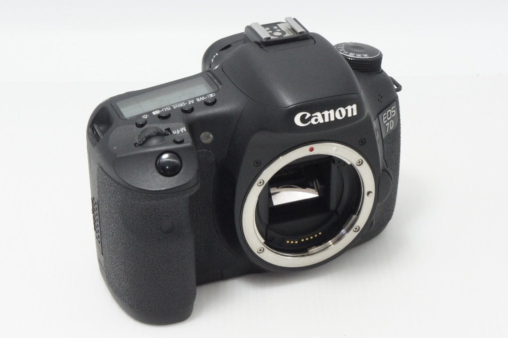 良品 Canon キヤノン EOS 7D ボディ デジタル一眼レフカメラ 260710u