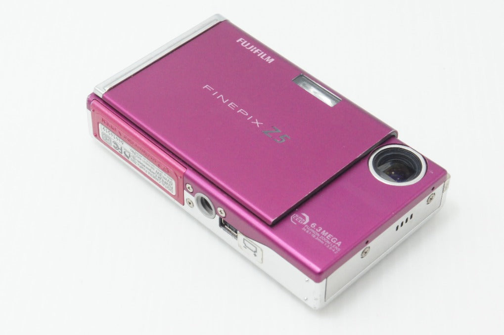 FUJIFILM フジフィルム FinePix Z5fd コンパクトデジタルカメラ
