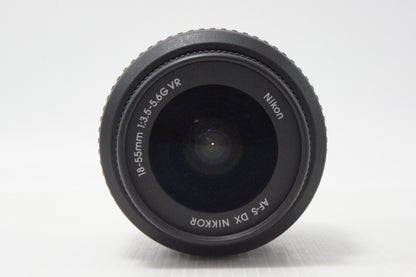美品 Nikon ニコン AF-S DX NIKKOR 18-55mm F3.5-5.6G VR APS-C ズームレンズ 260714ag
