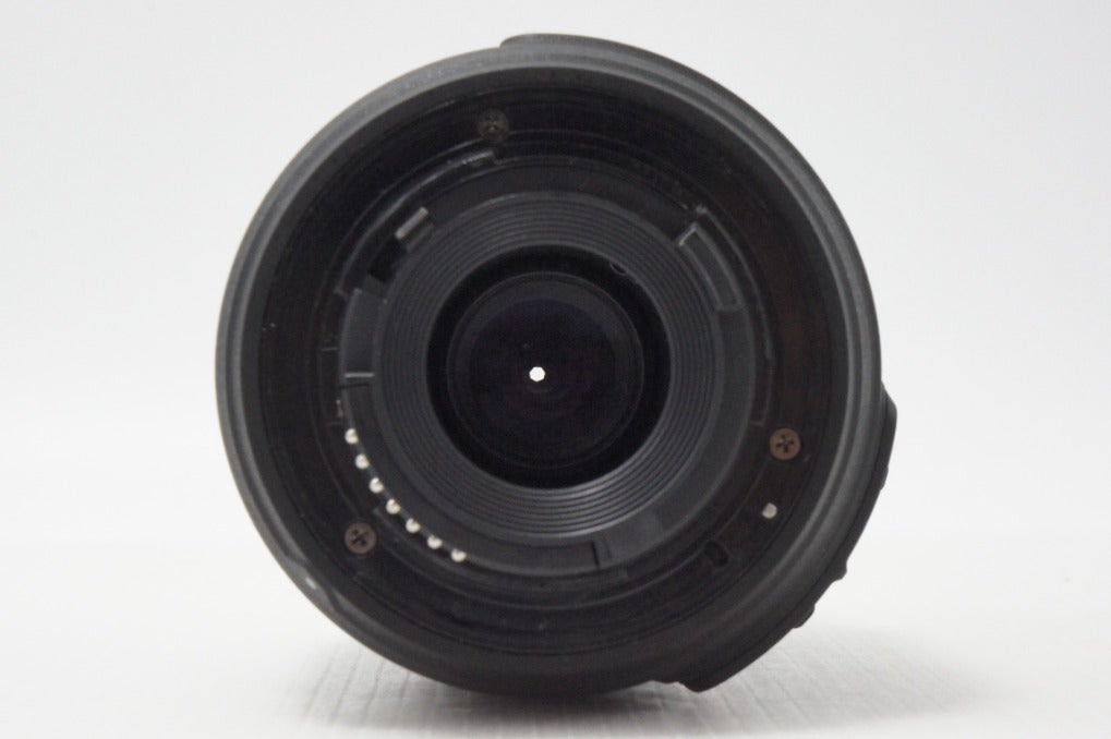 美品 Nikon ニコン AF-S DX NIKKOR 18-55mm F3.5-5.6G VR APS-C ズームレンズ 260714ag