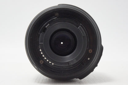 美品 Nikon ニコン AF-S DX NIKKOR 18-55mm F3.5-5.6G VR APS-C ズームレンズ 260714ag