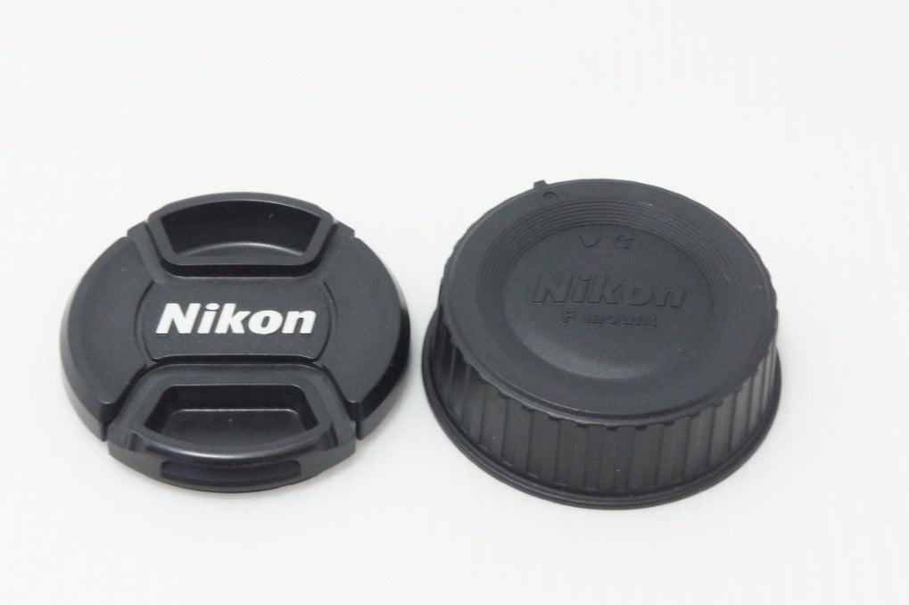美品 Nikon ニコン AF-S DX NIKKOR 18-55mm F3.5-5.6G VR APS-C ズームレンズ 260714ag