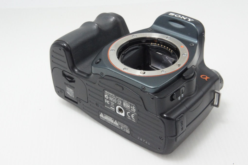良品 SONY ソニー α100 DSLR-A100 ボディ デジタル一眼レフカメラ 260714ai