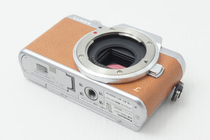 美品 Panasonic パナソニック LUMIX DMC-GF7 ボディ ミラーレス一眼カメラ ブラウン 260714al