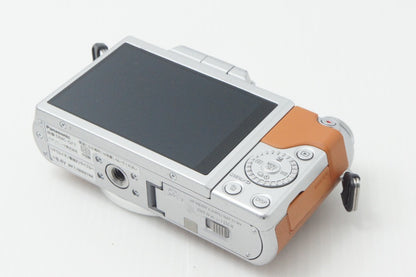 美品 Panasonic パナソニック LUMIX DMC-GF7 ボディ ミラーレス一眼カメラ ブラウン 260714al