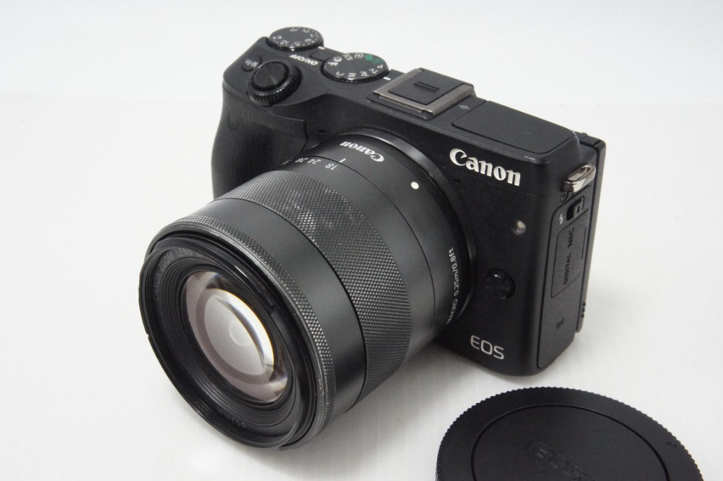 Canon キヤノン EOS M3 ボディ + EF-M 18-55mm F3.5-5.6 IS STM レンズ