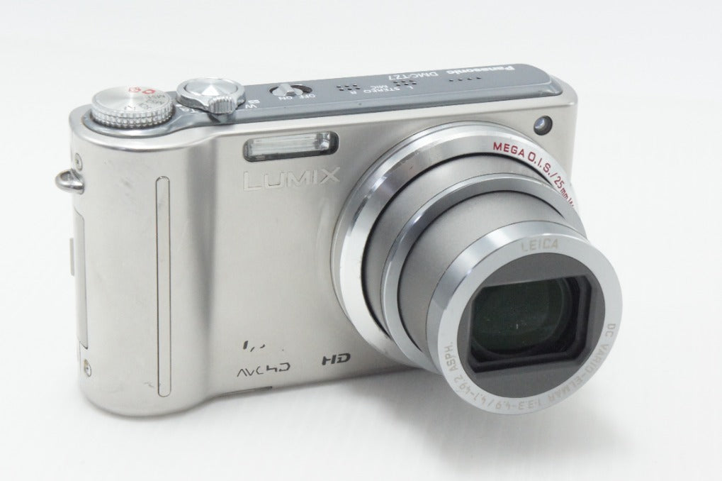 Panasonic LUMIX DMC-TZ7 シルバー デジタルカメラ Panasonic パナソニック LUMIX DMC-TZ7 コンパクトデジタルカメラ