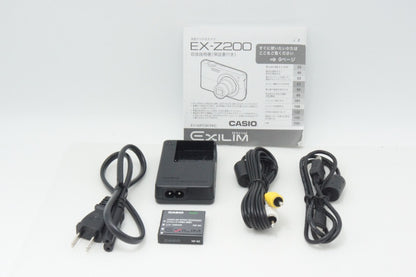 美品 CASIO カシオ EXILIM EX-Z200 コンパクトデジタルカメラ ゴールド 260714ap