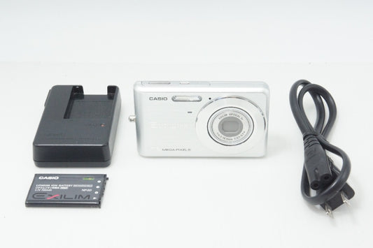 美品 CASIO カシオ EXILIM EX-Z77 コンパクトデジタルカメラ シルバー 260714as