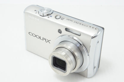 美品 Nikon ニコン COOLPIX S620 コンパクトデジタルカメラ シルバー 260714e