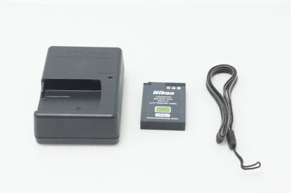 美品 Nikon ニコン COOLPIX S620 コンパクトデジタルカメラ シルバー 260714e
