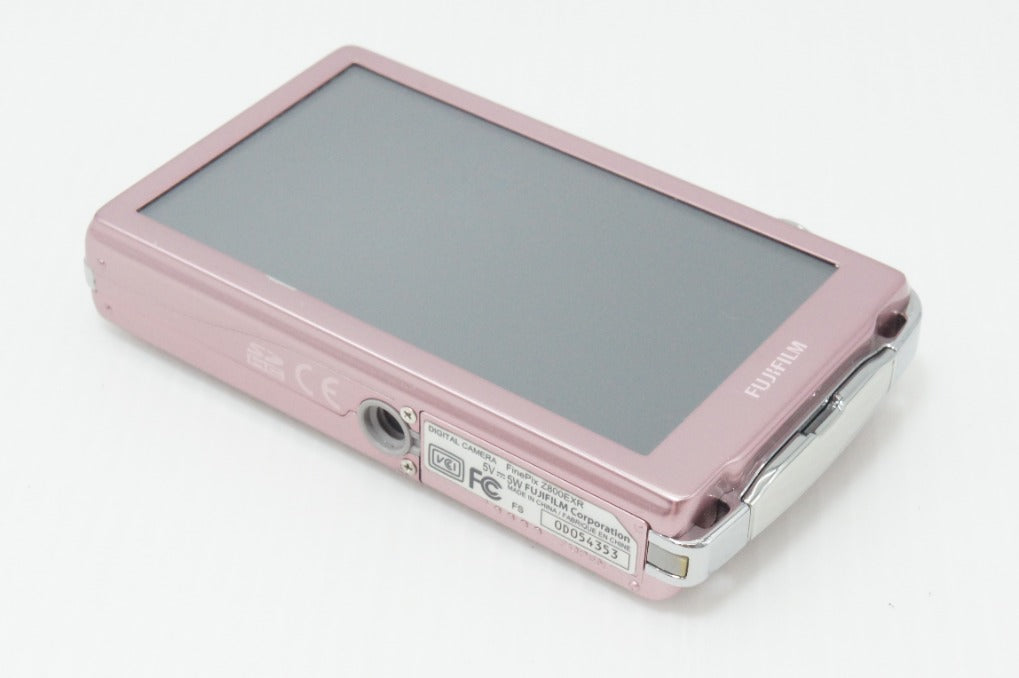 良品 FUJIFILM フジフィルム FinePix Z800EXR コンパクトデジタル
