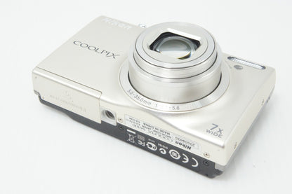 美品 Nikon ニコン COOLPIX S6100 コンパクトデジタルカメラ シャンパンシルバー 元箱付 260714k