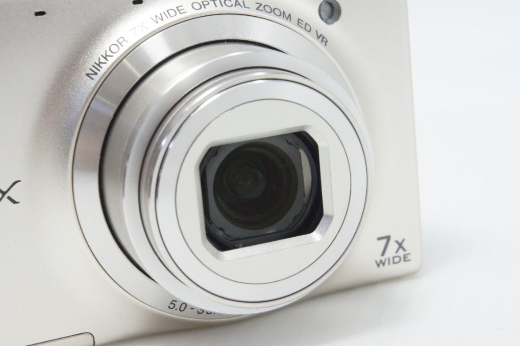 美品 Nikon ニコン COOLPIX S6100 コンパクトデジタルカメラ