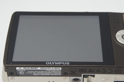 美品 OLYMPUS オリンパス STYLUS SH-21 コンパクトデジタルカメラ シャンパンゴールド 元箱付 260714m