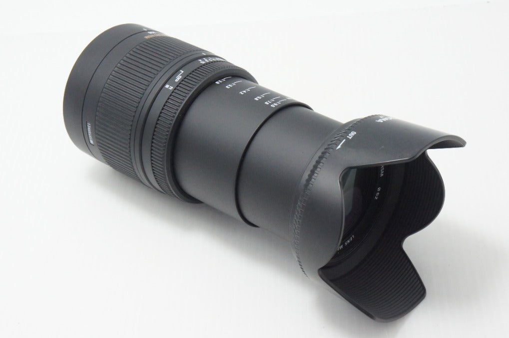 美品 SIGMA シグマ 18-250mm F3.5-6.3 DC MACRO OS HSM Nikon ニコン Fマウント APS-C ズームレンズ フード付 260717a