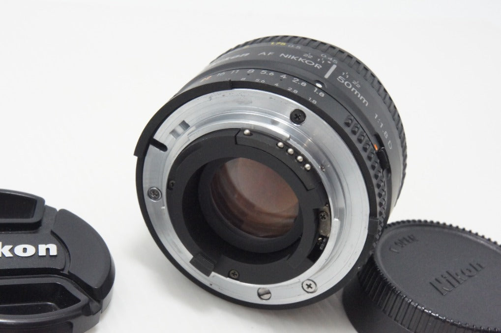 美品 Nikon ニコン AF NIKKOR 50mm F1.8D フルサイズ 単焦点レンズ