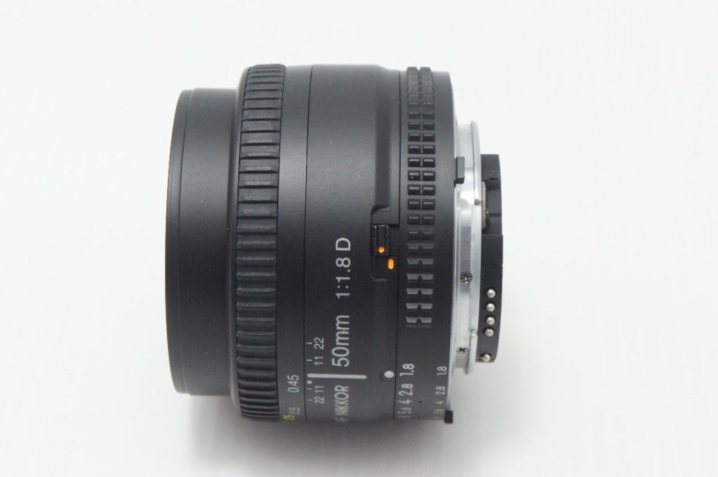 美品 Nikon ニコン AF NIKKOR 50mm F1.8D フルサイズ 単焦点レンズ
