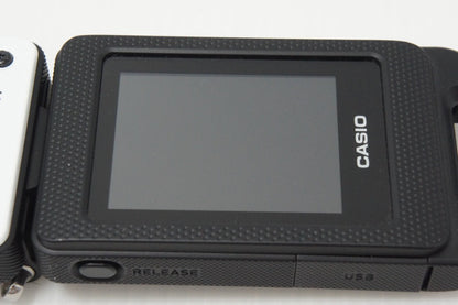 美品 CASIO カシオ EXILIM EX-FR10 コンパクトデジタルカメラ ホワイト 元箱付 260717aj