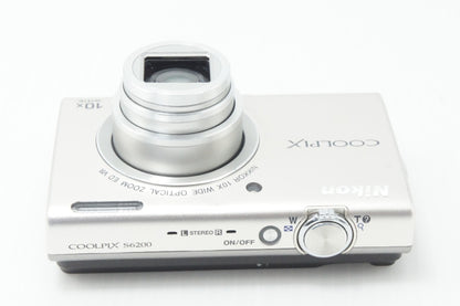 Nikon ニコン COOLPIX S6200 コンパクトデジタルカメラ プラチナシルバー 260717d