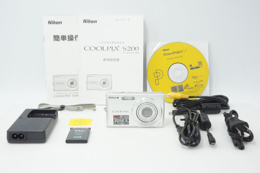 Nikon ニコン COOLPIX S200 コンパクトデジタルカメラ シルバー 260717h
