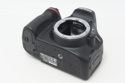 美品 Nikon ニコン D5100 ボディ + AF-S DX NIKKOR 18-55mm VR レンズキット デジタル一眼レフカメラ 260717j