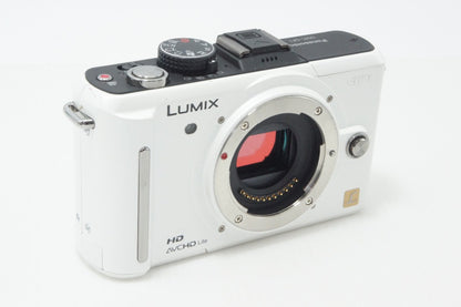 良品 Panasonic パナソニック LUMIX DMC-GF1 ボディ ミラーレス一眼カメラ ホワイト 260717m