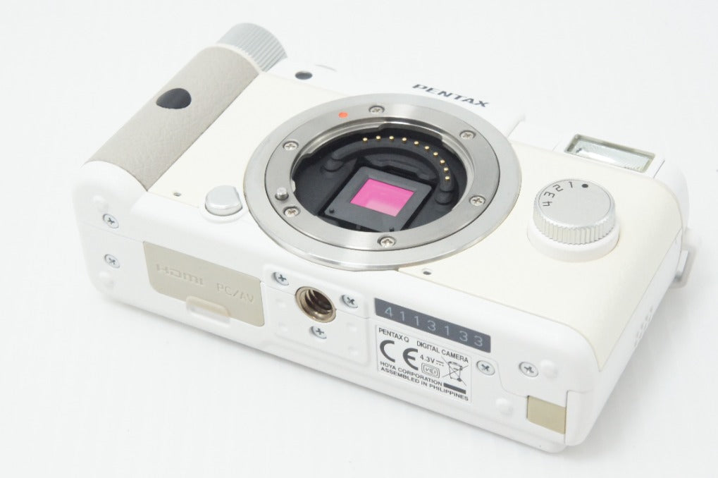 美品 PENTAX ペンタックス Q ボディ ミラーレス一眼カメラ ホワイト