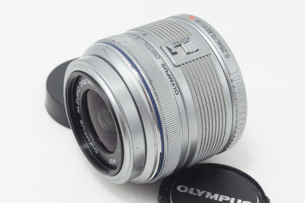 OLYMPUS オリンパス M.ZUIKO DIGITAL 14-42mm F3.5-5.6 II R マイクロフォーサーズ ズームレンズ シルバー 260717u