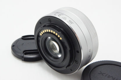 美品 Panasonic LUMIX G VARIO 12-32mm F3.5-5.6 ASPH. MEGA O.I.S. H-FS12032 マイクロフォーサーズ シルバー 260717w