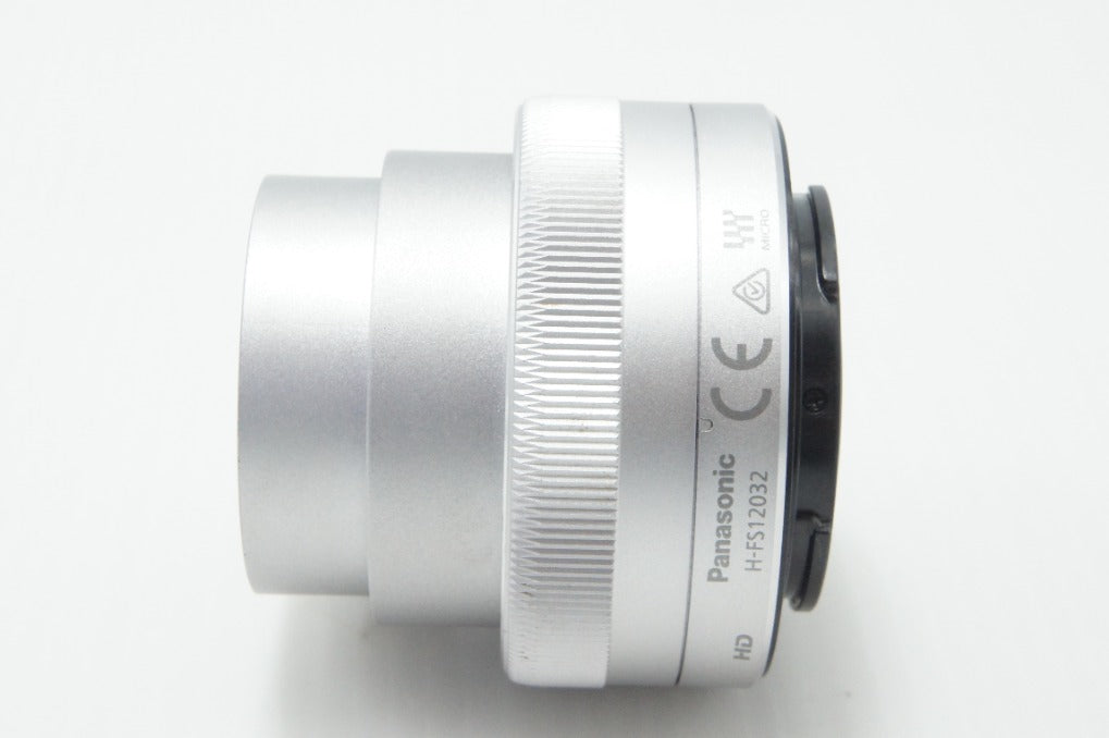 美品 Panasonic LUMIX G VARIO 12-32mm F3.5-5.6 ASPH. MEGA O.I.S. H-FS12032 マイクロフォーサーズ シルバー 260717w
