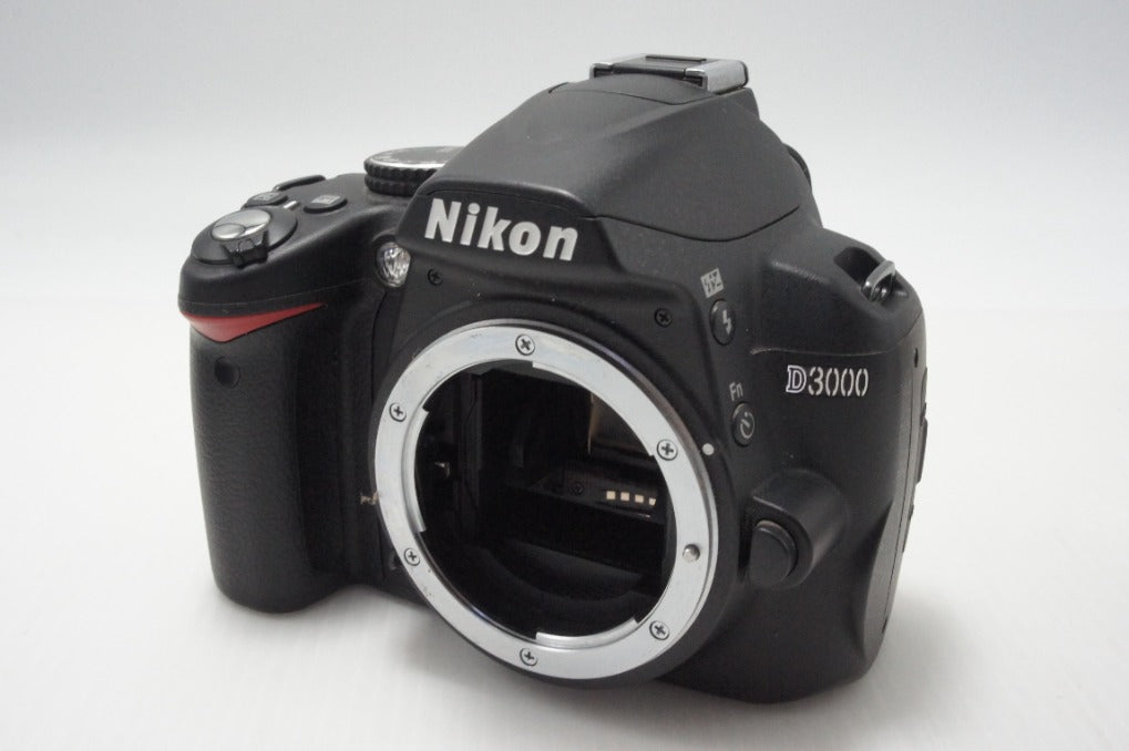 Nikon ニコン D3000 ボディ デジタル一眼レフカメラ ブラック 260720a
