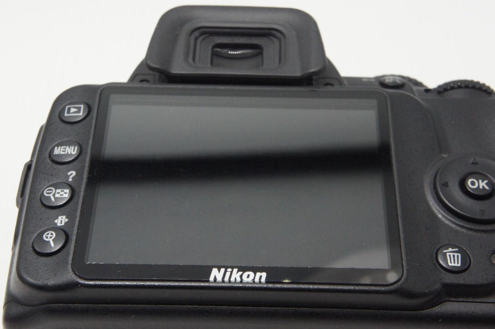 Nikon ニコン D3000 ボディ デジタル一眼レフカメラ ブラック 260720a