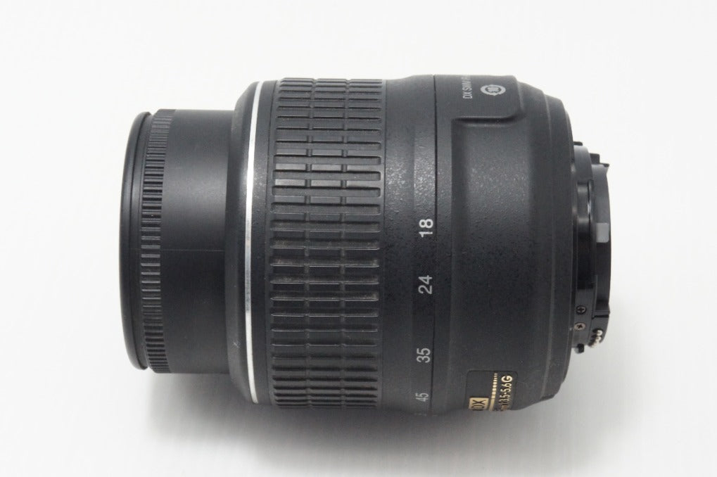 Nikon ニコン AF-S DX NIKKOR 18-55mm F3.5-5.6G VR APS-C ズームレンズ 260720b