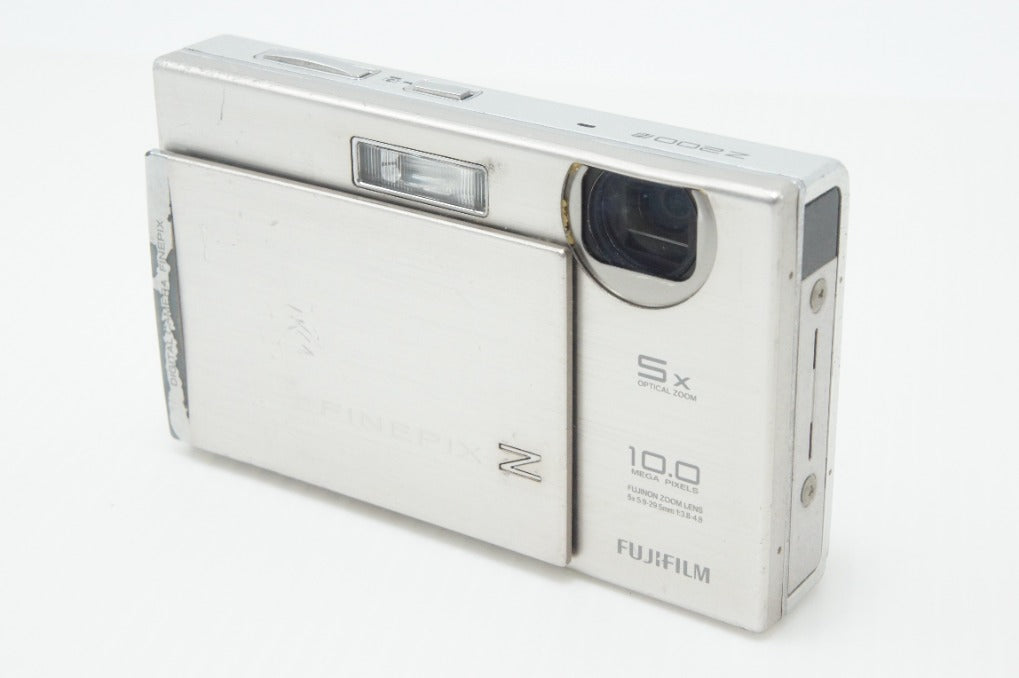 Junk FUJIFILM FinePix Z200fd Compact Digital Camera Silver 260720d
