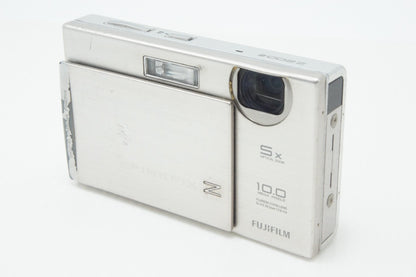 訳あり品 FUJIFILM フジフィルム FinePix Z200fd コンパクトデジタルカメラ シルバー 260720d