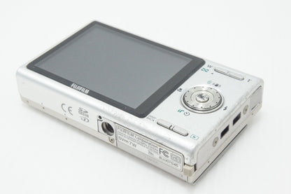 訳あり品 FUJIFILM フジフィルム FinePix Z200fd コンパクトデジタルカメラ シルバー 260720d