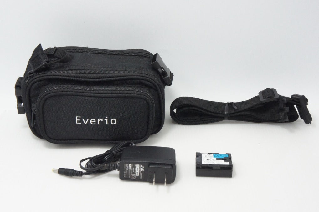 美品 JVC ケンウッド Everio GZ-E700 デジタルビデオカメラ レッド