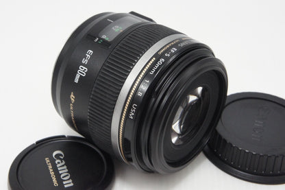 良品 Canon キヤノン EF-S 60mm F2.8 MACRO USM APS-C 単焦点レンズ 260721g