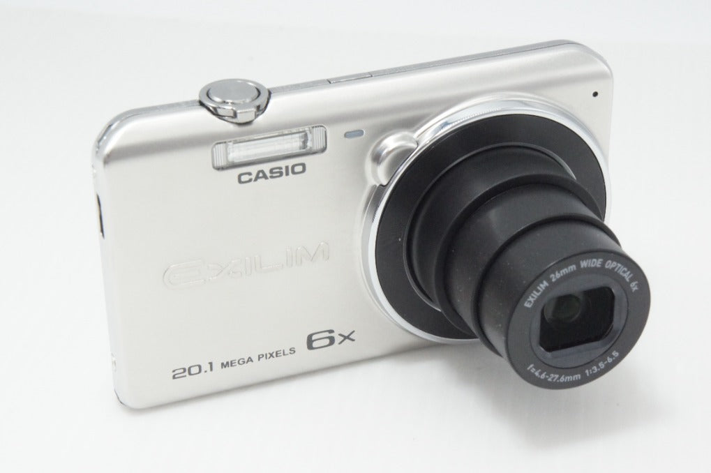 美品 CASIO カシオ EXILIM EX-ZS35 コンパクトデジタルカメラ シルバー 元箱付 260722a
