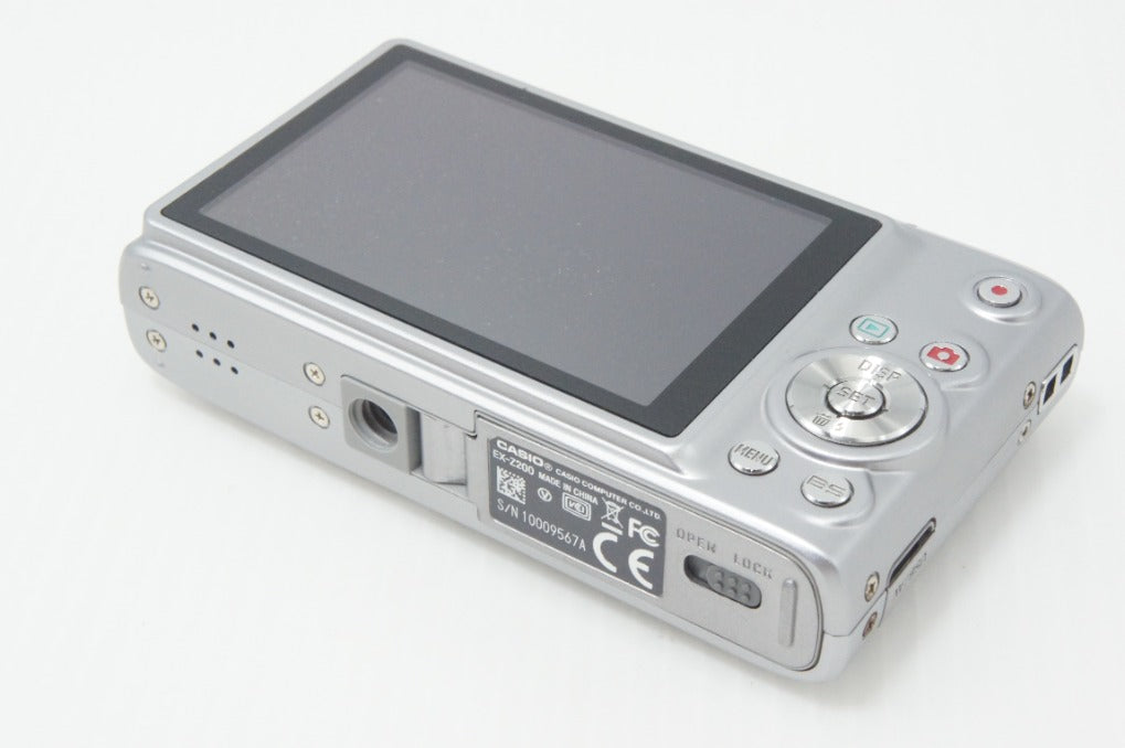 CASIO カシオ EXILIM EX-Z200 コンパクトデジタルカメラ シルバー 元箱付 260722e